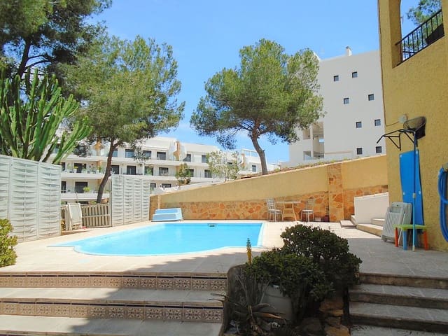 6 chambre Villa/Maison Mitoyenne à vendre à Las Filipinas avec piscine garage - 450 000 € (Ref: 8989704)