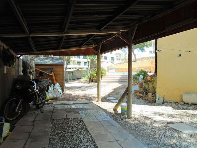 6 chambre Villa/Maison Mitoyenne à vendre à Las Filipinas avec piscine garage - 450 000 € (Ref: 8989704)