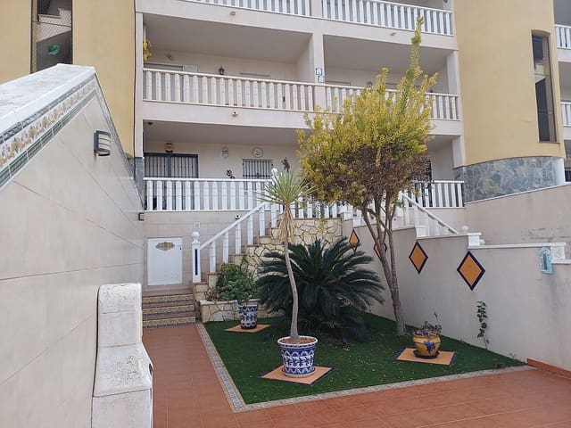 Apartamento de 2 habitaciones en Blue Lagoon en venta con piscina - 146.000 € (Ref: 9113103)