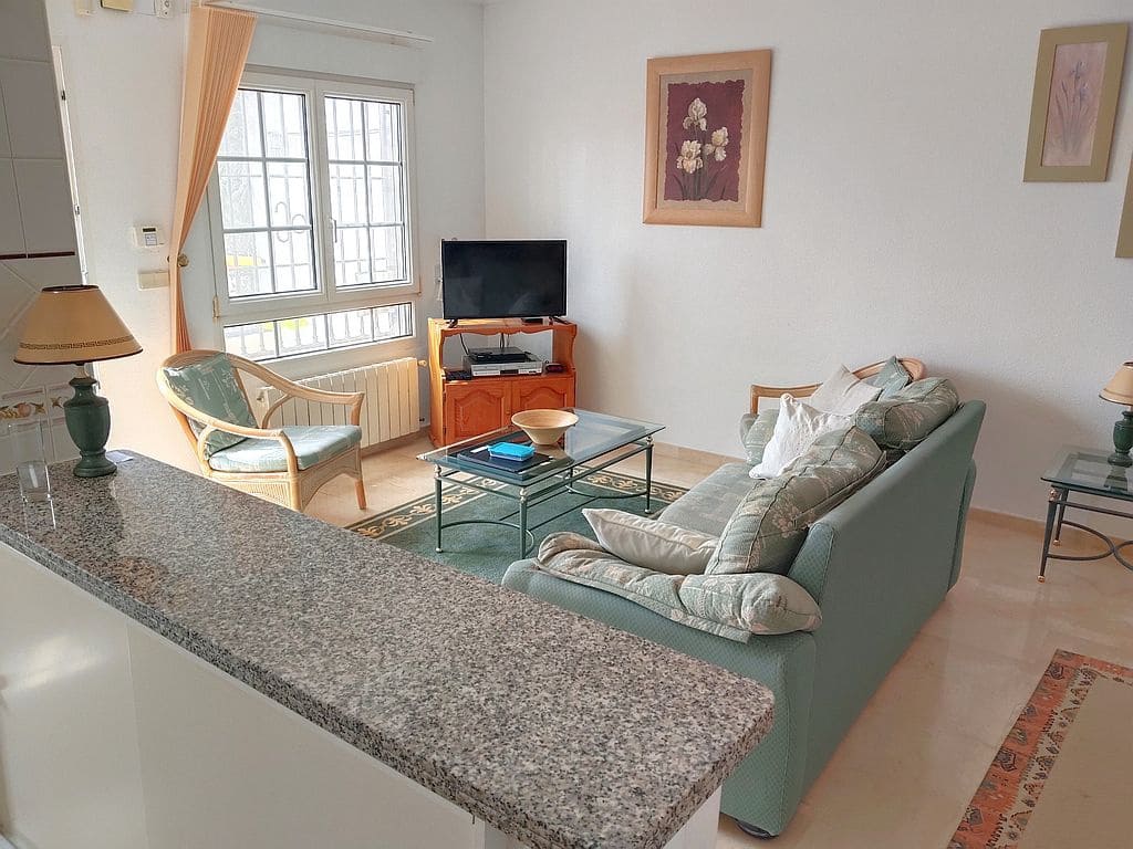 3 soveværelse Byhus til salg i Villamartin med swimmingpool garage - € 260.000 (Ref: 9193069)