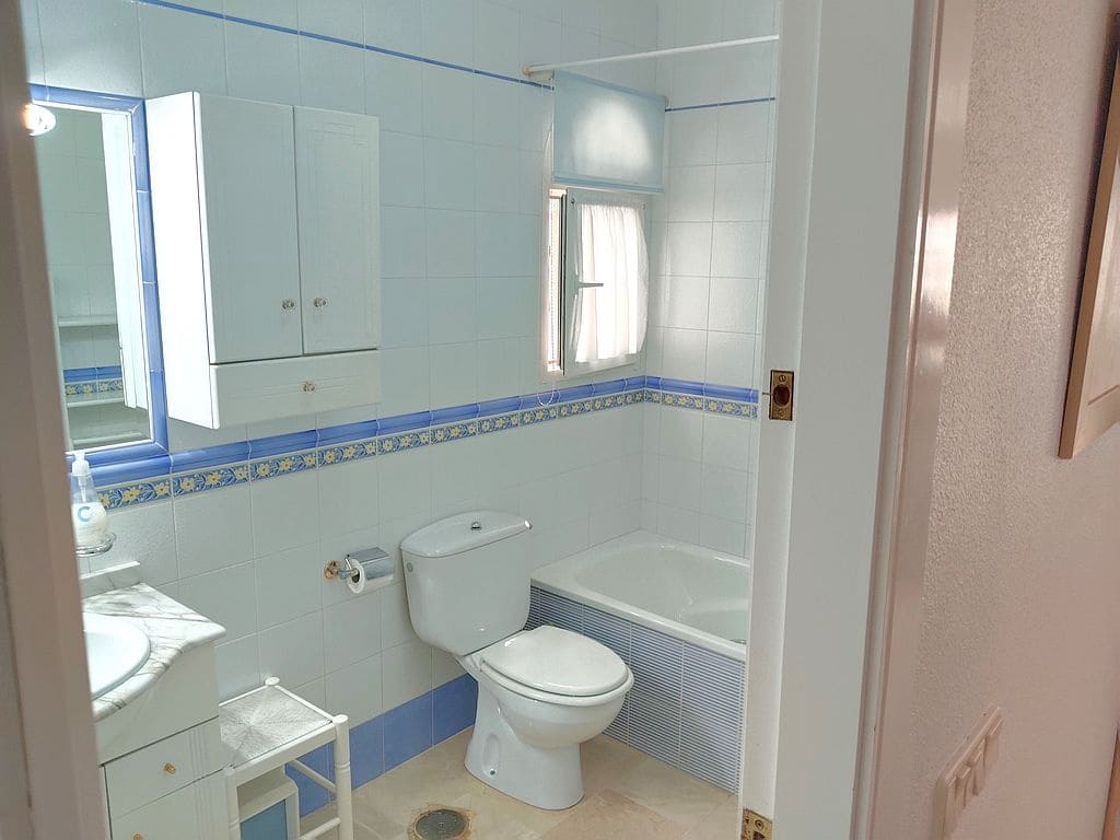 3 soveværelse Byhus til salg i Villamartin med swimmingpool garage - € 260.000 (Ref: 9193069)