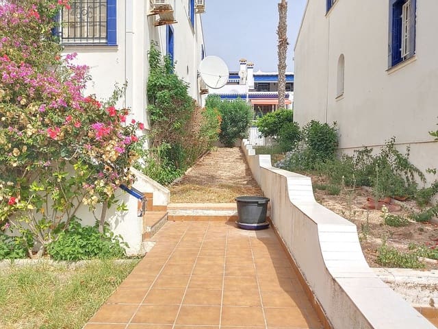 3 bedroom Townhouse for sale in Villamartin, Orihuela with pool garage - € 260,000 (Ref: 9193069)