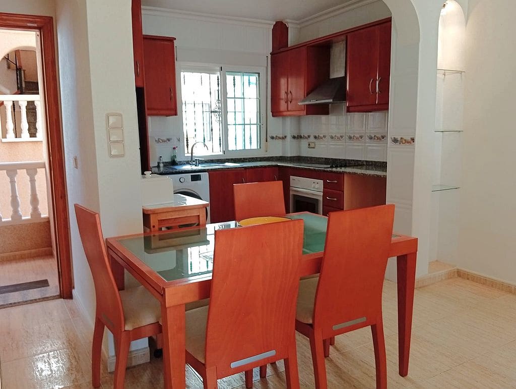 Apartamento de 2 habitaciones en Orihuela Costa en venta con piscina - 145.000 € (Ref: 9283153)