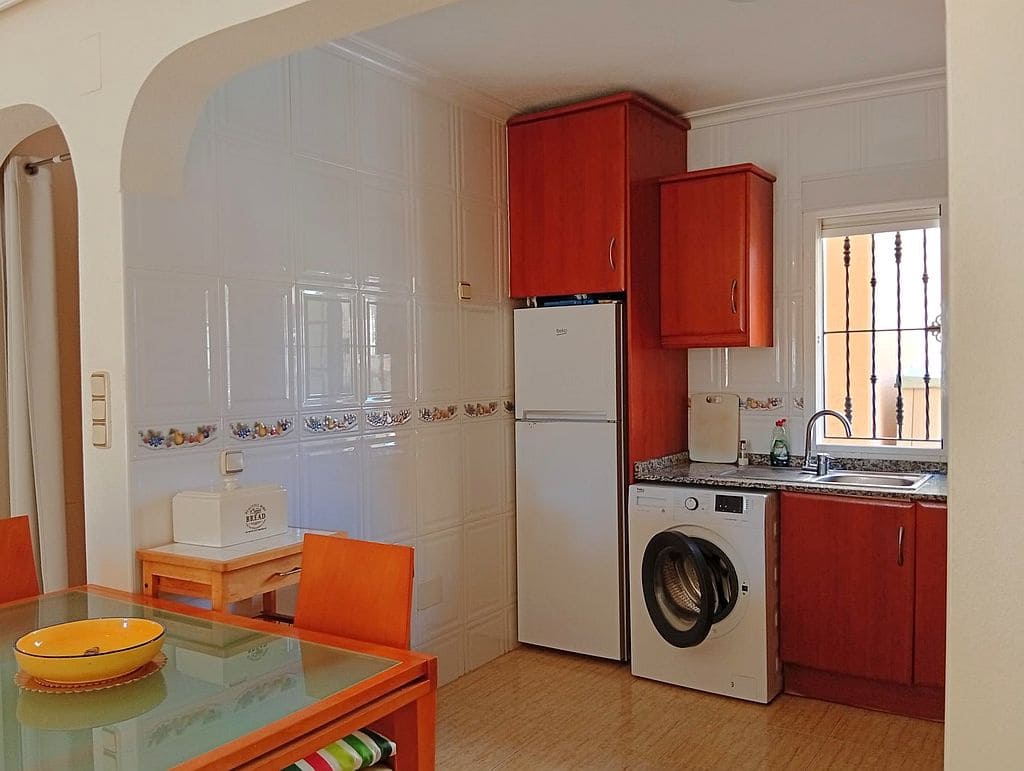 Apartamento de 2 habitaciones en Orihuela Costa en venta con piscina - 145.000 € (Ref: 9283153)