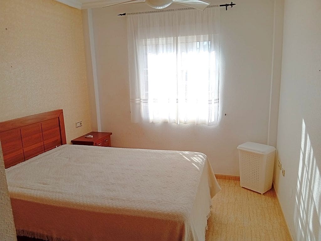 Apartamento de 2 habitaciones en Orihuela Costa en venta con piscina - 145.000 € (Ref: 9283153)