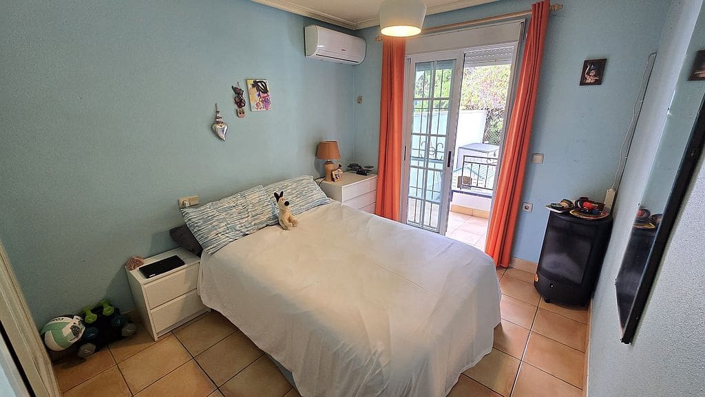 3 bedroom Townhouse for sale in Orihuela Costa with pool - € 239,950 (Ref: 9325418)