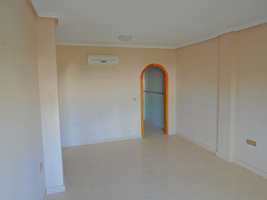 2 bedroom Apartment for sale in Orihuela Costa with pool garage - € 110,000 (Ref: 9397041)
