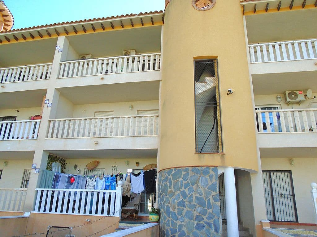 2 bedroom Apartment for sale in Orihuela Costa with pool garage - € 110,000 (Ref: 9397041)