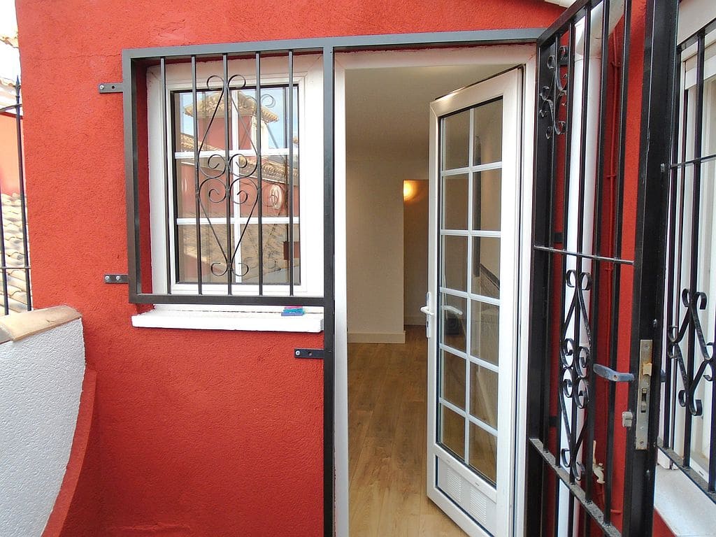 3 camera da letto Casa in vendita in Orihuela Costa con piscina garage - 239.000 € (Rif: 9454776)