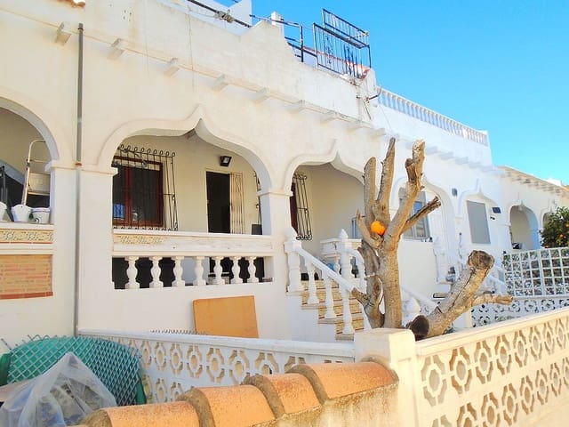 4 bedroom Townhouse for sale in San Miguel de Salinas - € 145,000 (Ref: 9528460)