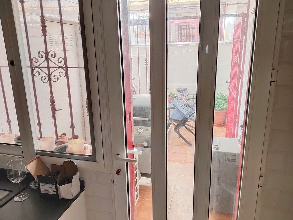 Casa de 3 habitaciones en Playa Flamenca en venta con piscina garaje - 180.000 € (Ref: 9676551)