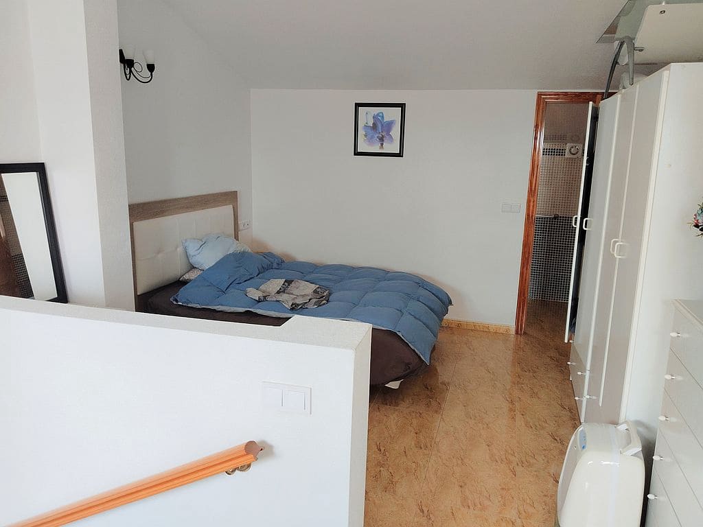 Casa de 3 habitaciones en Playa Flamenca en venta con piscina garaje - 180.000 € (Ref: 9676551)