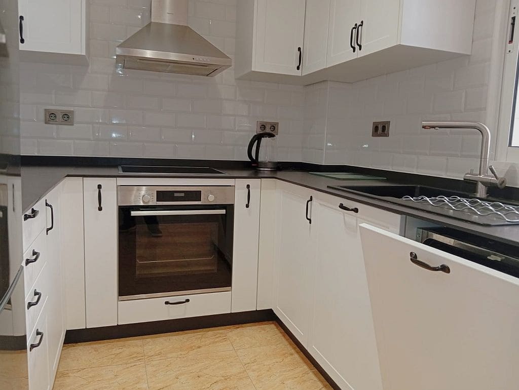 3 soveværelse Byhus til salg i Playa Flamenca med swimmingpool garage - € 180.000 (Ref: 9676551)