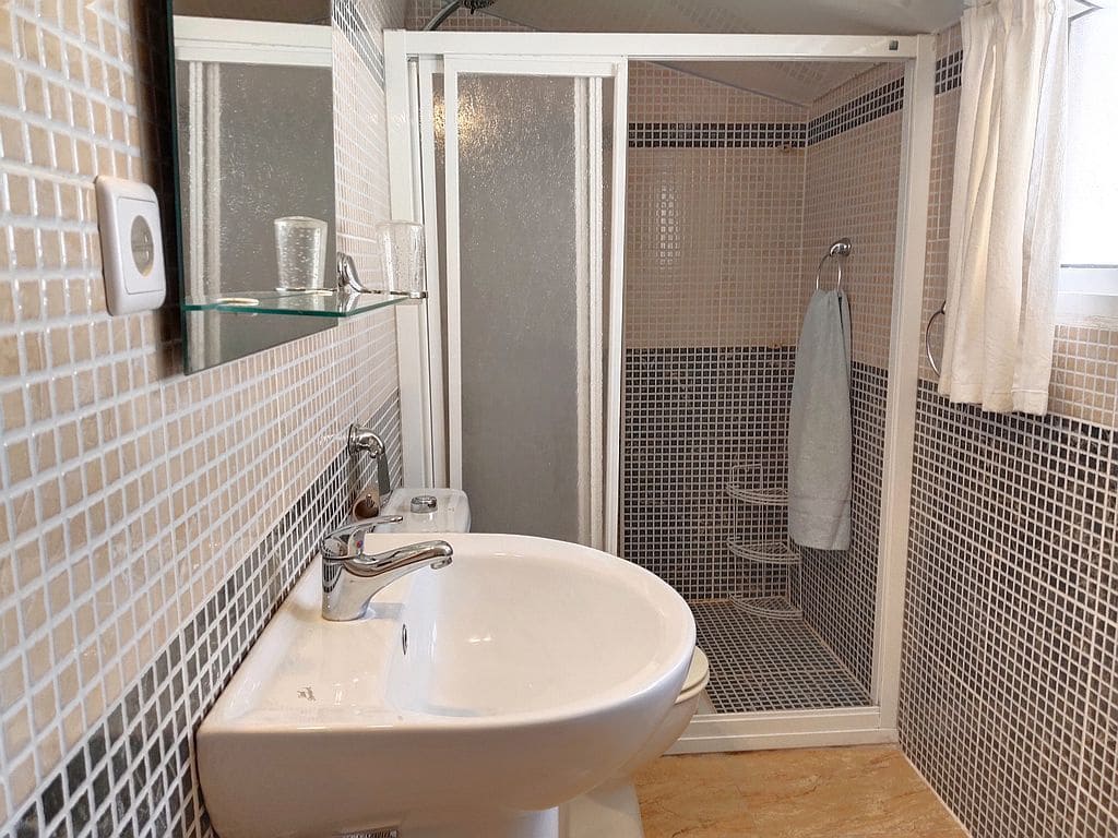 3 soveværelse Byhus til salg i Playa Flamenca med swimmingpool garage - € 180.000 (Ref: 9676551)