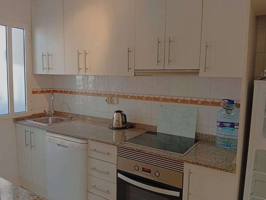 3 bedroom Townhouse for sale in Playa Flamenca with pool garage - € 275,000 (Ref: 9761468)