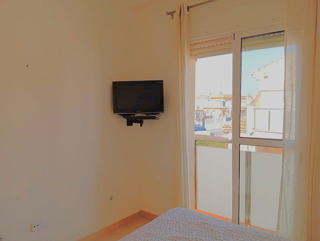 3 bedroom Townhouse for sale in Playa Flamenca with pool garage - € 275,000 (Ref: 9761468)