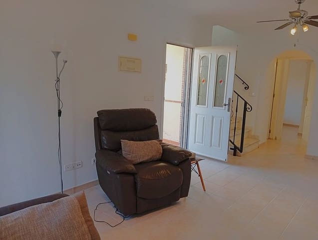 3 sypialnia Dom na sprzedaż w Playa Flamenca, Orihuela z basenem garażem - 275 000 € (Ref: 9761468)