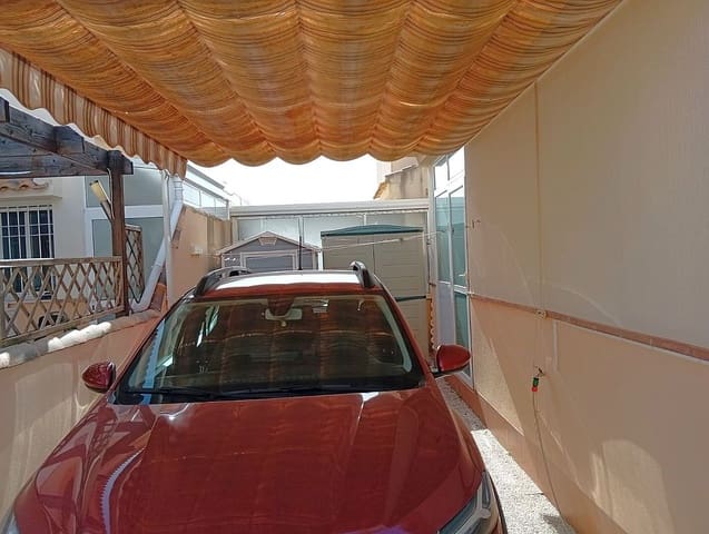 3 sypialnia Dom na sprzedaż w Playa Flamenca, Orihuela z basenem garażem - 275 000 € (Ref: 9761468)