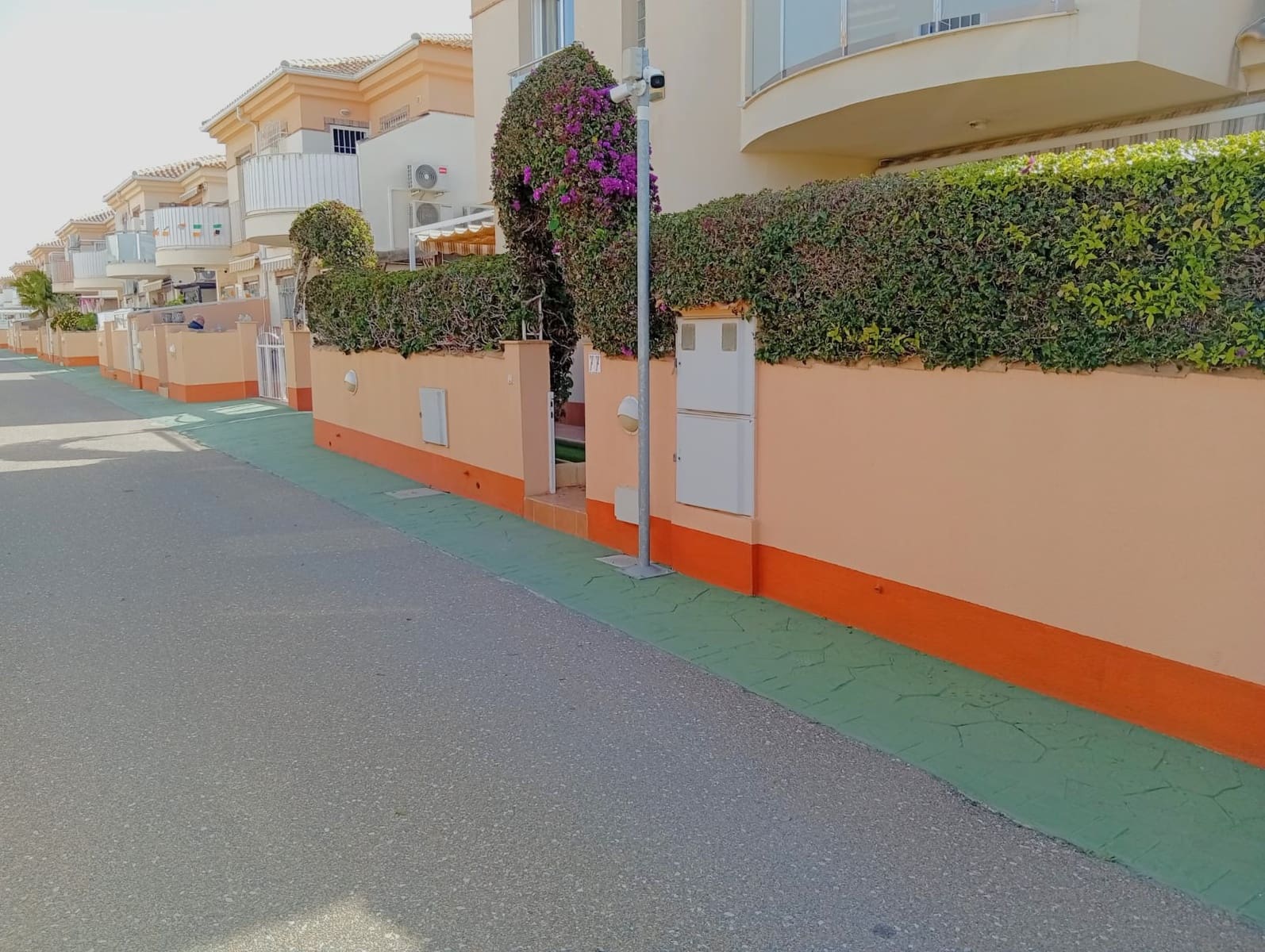 3 bedroom Townhouse for sale in Playa Flamenca with pool garage - € 275,000 (Ref: 9761468)