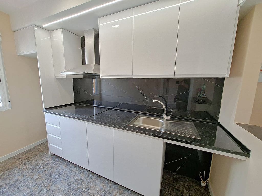 2 soveværelse Lejlighed til salg i Playa Flamenca med swimmingpool - € 179.000 (Ref: 9829777)