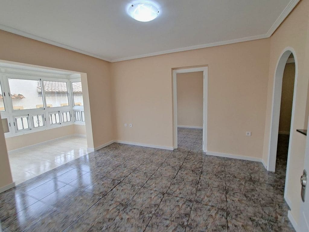 2 soveværelse Lejlighed til salg i Playa Flamenca med swimmingpool - € 179.000 (Ref: 9829777)