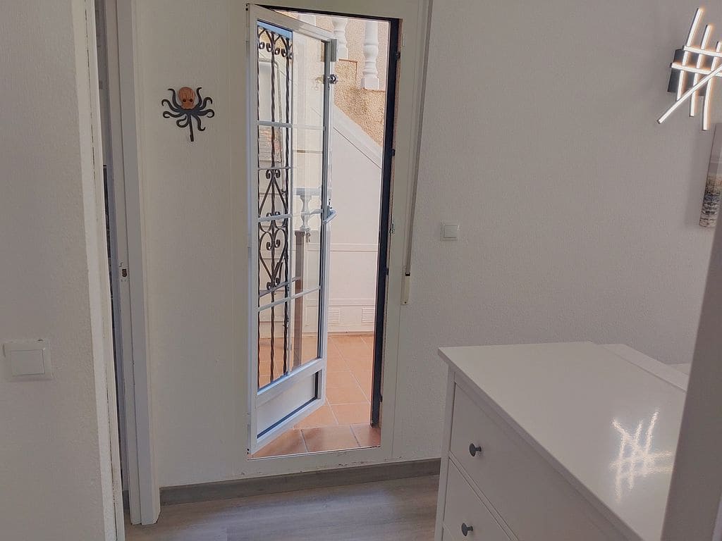 2 soveværelse Byhus til salg i Villamartin med swimmingpool garage - € 279.900 (Ref: 9861138)