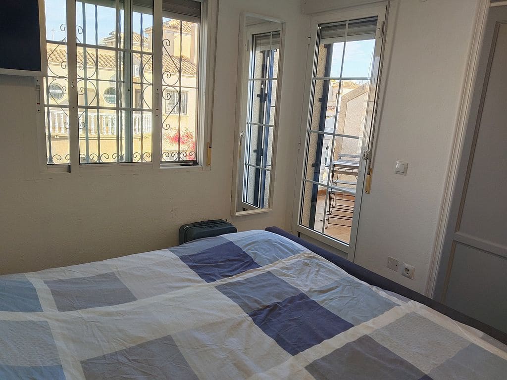 2 soveværelse Byhus til salg i Villamartin med swimmingpool garage - € 279.900 (Ref: 9861138)