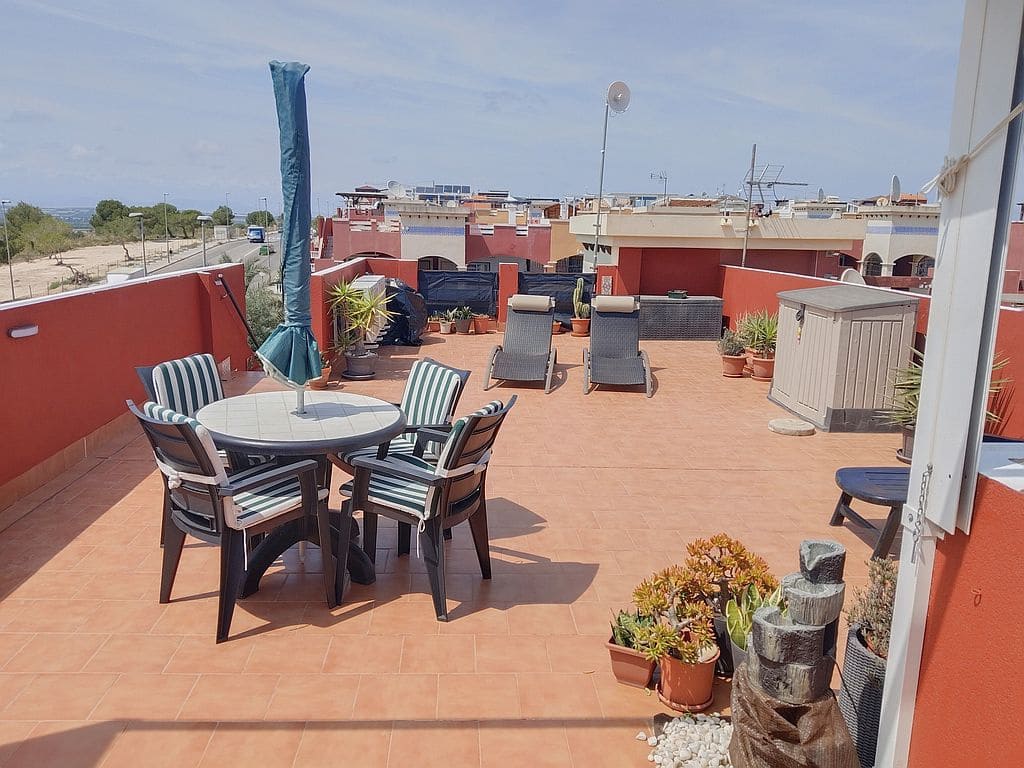 2 bedroom Apartment for sale in Dream Hills with pool garage - € 165,000 (Ref: 9893127)