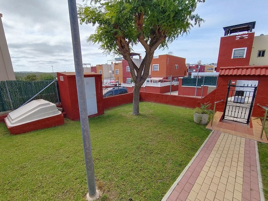 2 bedroom Apartment for sale in Dream Hills with pool garage - € 165,000 (Ref: 9893127)