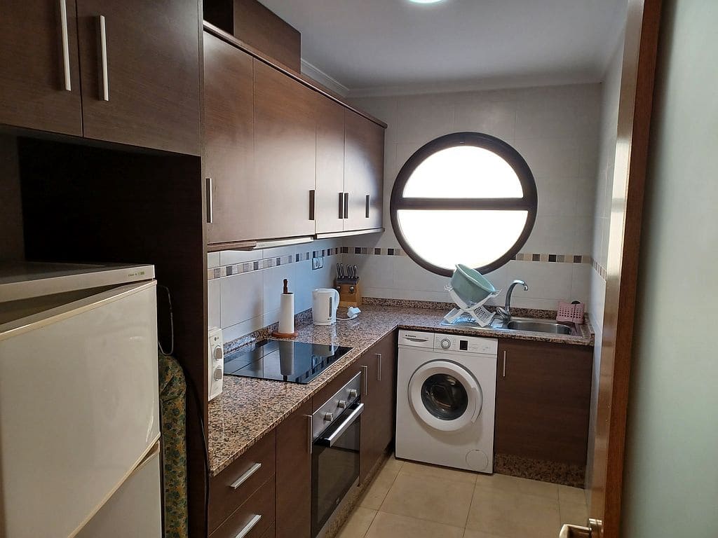 2 quarto Apartamento para arrendar em San Miguel de Salinas com piscina - 675 € (Ref: 9902178)