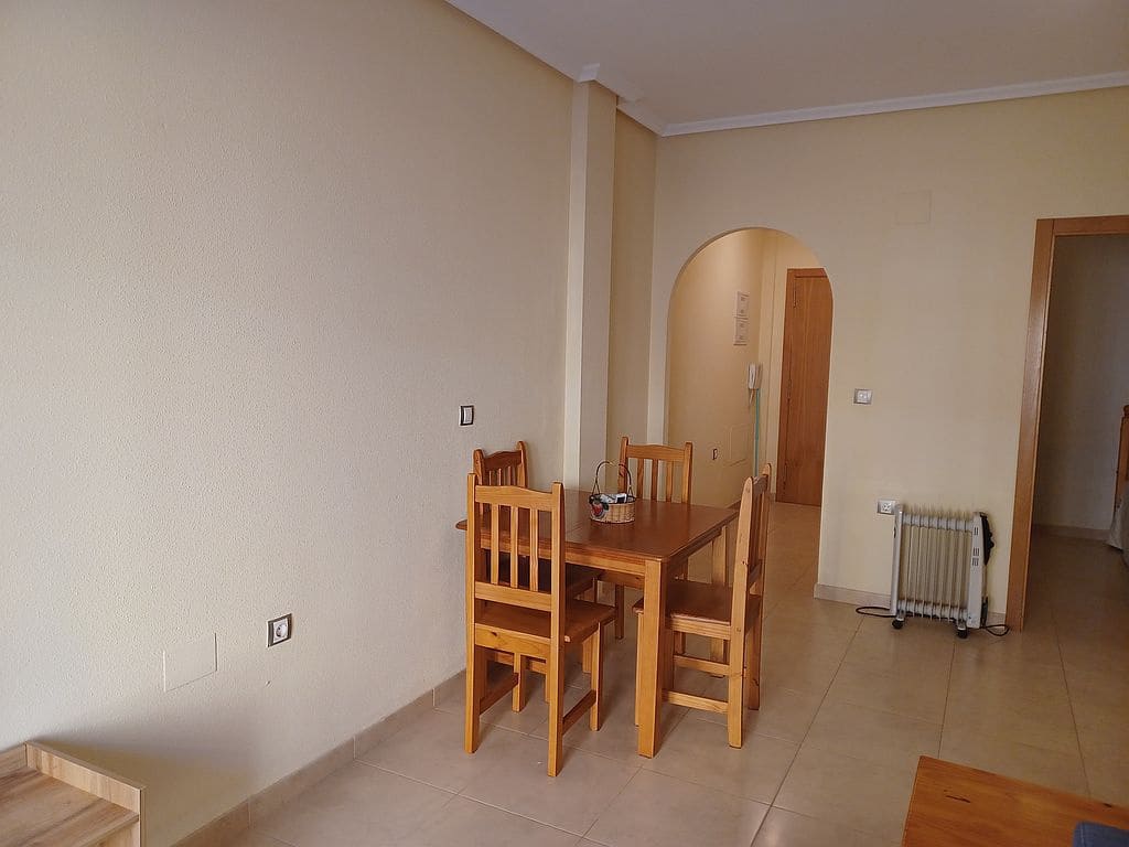 2 quarto Apartamento para arrendar em San Miguel de Salinas com piscina - 675 € (Ref: 9902178)