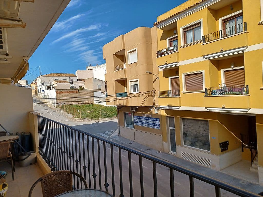 2 quarto Apartamento para arrendar em San Miguel de Salinas com piscina - 675 € (Ref: 9902178)