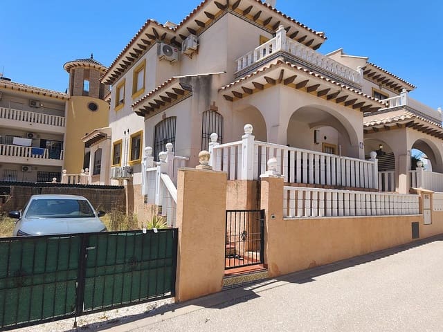 2 soveværelse Byhus til salg i Lomas de Cabo Roig - Los Dolses, Orihuela med swimmingpool garage - € 179.500 (Ref: 9946263)