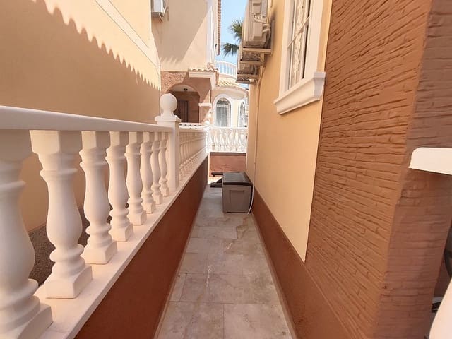 3 camera da letto Casa in vendita in Blue Lagoon con piscina garage - 250.000 € (Rif: 9950285)