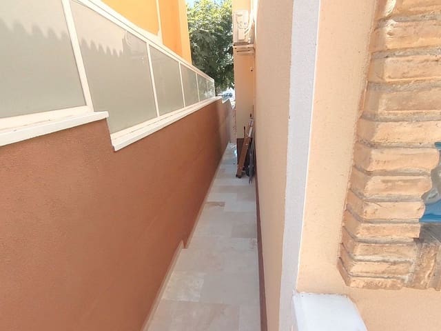3 camera da letto Casa in vendita in Blue Lagoon con piscina garage - 250.000 € (Rif: 9950285)
