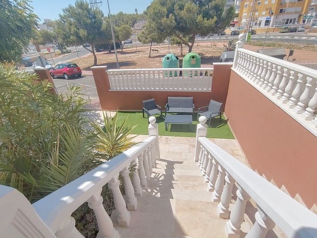 3 camera da letto Casa in vendita in Blue Lagoon con piscina garage - 250.000 € (Rif: 9950285)