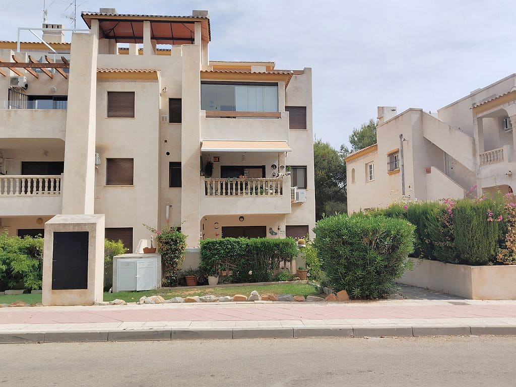 3 Zimmer Apartment zu verkaufen in Las Ramblas Golf mit Pool Garage - 310.000 € (Ref: 9999380)