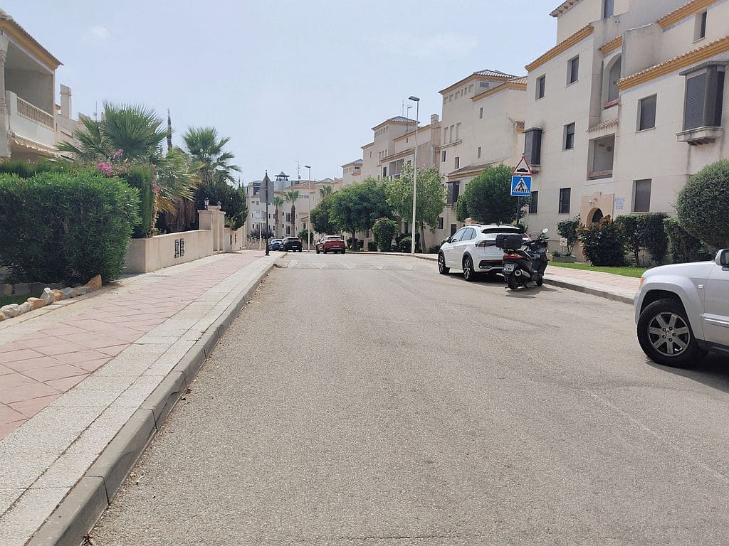 3 Zimmer Apartment zu verkaufen in Las Ramblas Golf mit Pool Garage - 310.000 € (Ref: 9999380)