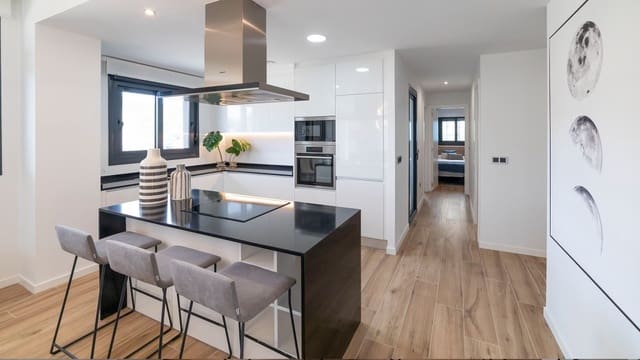 2 soverom Leilighet til salgs i Playa Poniente, Benidorm med svømmebasseng - € 405 000 (Ref: 6656811)