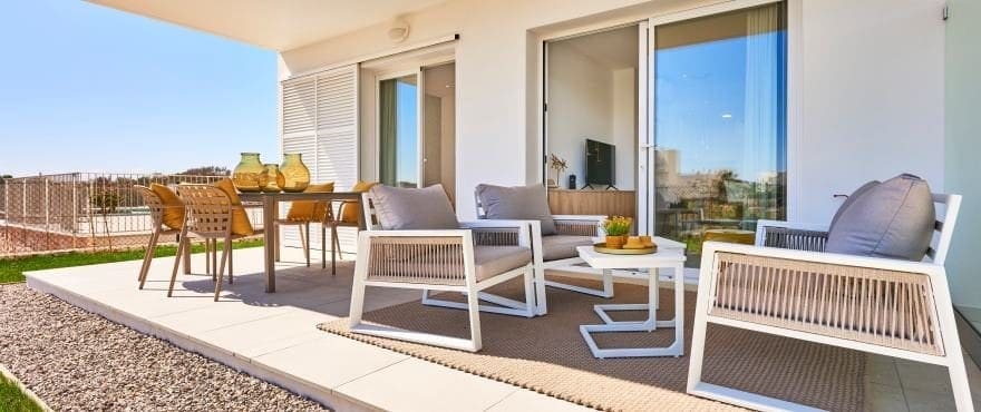 2 bedroom Apartment for sale in Cala d'Or with pool - € 398,000 (Ref: 7291523)
