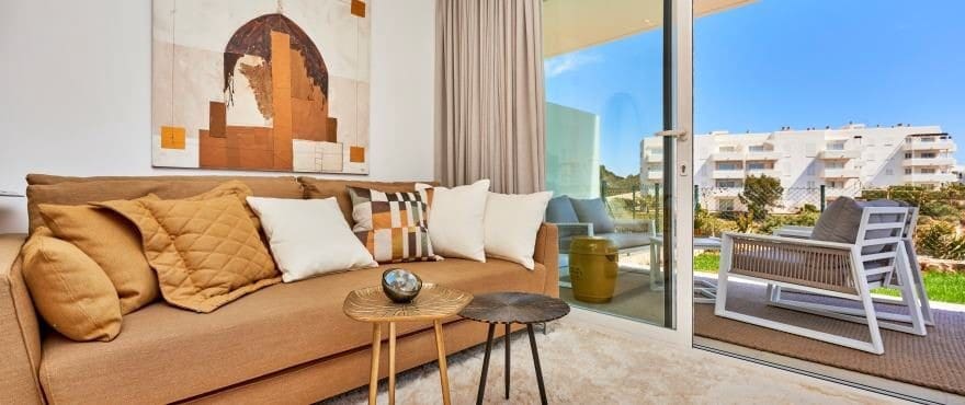 2 bedroom Apartment for sale in Cala d'Or with pool - € 398,000 (Ref: 7291523)