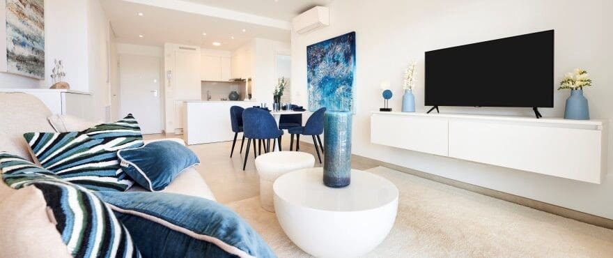 2 bedroom Apartment for sale in Cala d'Or with pool - € 398,000 (Ref: 7291523)