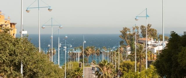 2 bedroom Apartment for sale in Nueva Alcántara, Marbella with pool - € 590,000 (Ref: 7900251)