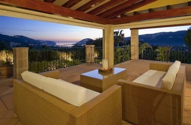 8 soveværelse Finca/Landehus til salg i Puerto de Andratx, Andratx med swimmingpool - € 6.800.000 (Ref: 7976629)