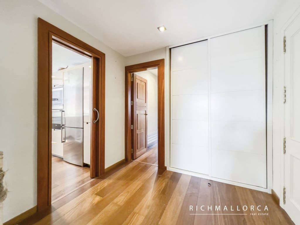 3 soveværelse Penthouse til salg i Bendinat med swimmingpool garage - € 830.000 (Ref: 7976630)