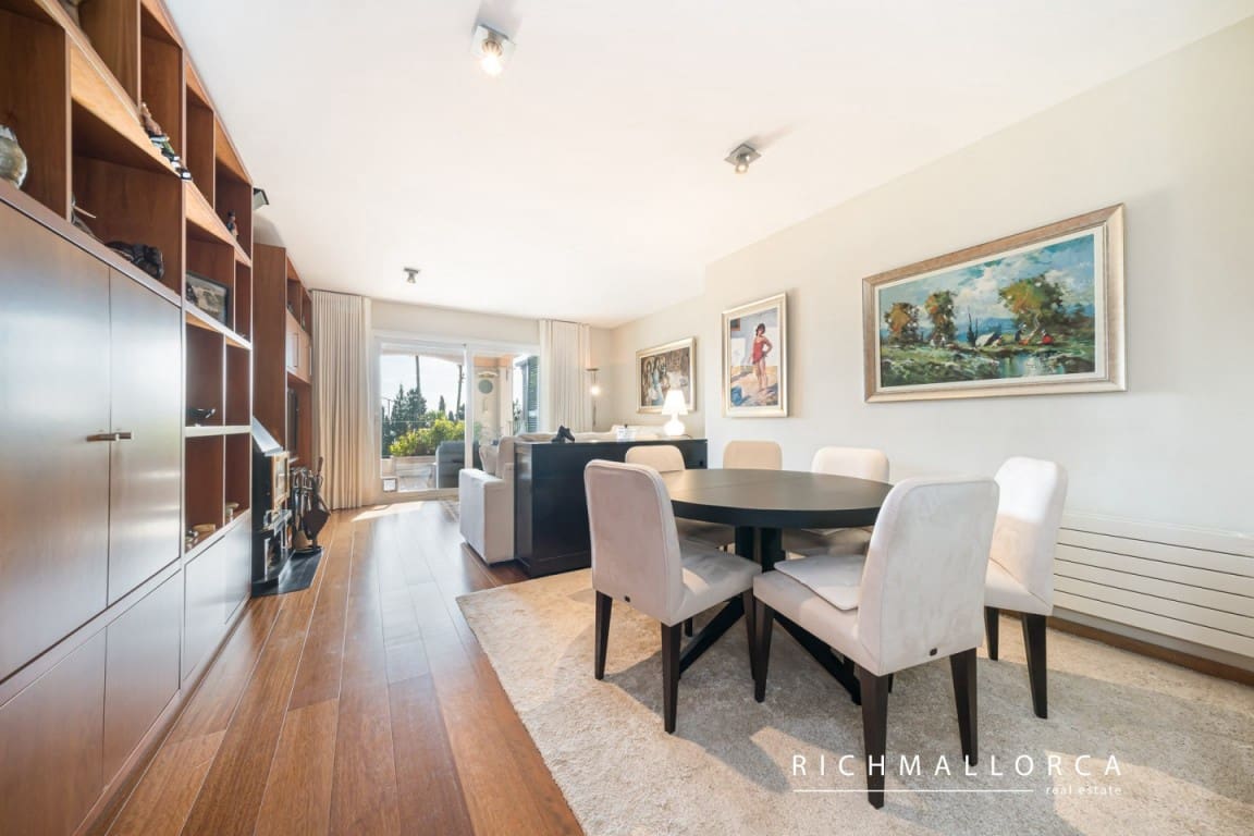 3 soveværelse Penthouse til salg i Bendinat med swimmingpool garage - € 830.000 (Ref: 7976630)