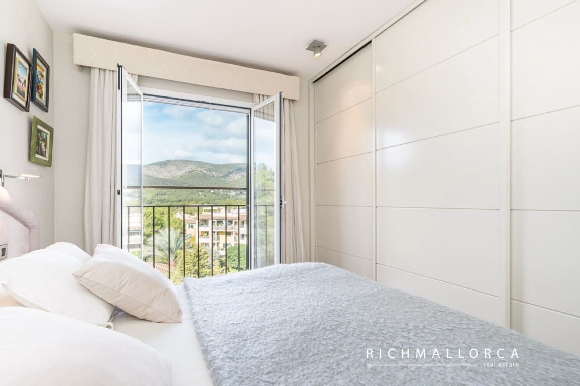 3 soveværelse Penthouse til salg i Bendinat med swimmingpool garage - € 830.000 (Ref: 7976630)