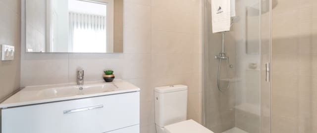 2 soveværelse Lejlighed til salg i Los Europeos, Torrevieja med swimmingpool - € 245.000 (Ref: 8484086)