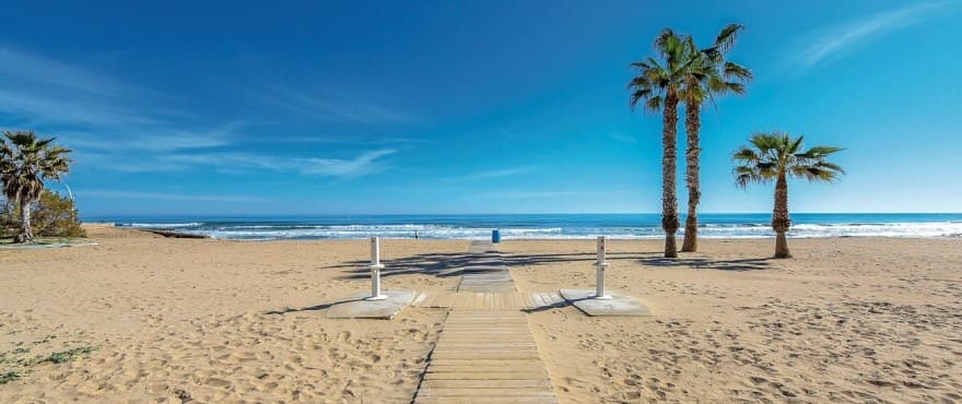 2 quarto Apartamento para venda em Torrevieja com piscina - 245 000 € (Ref: 8484086)