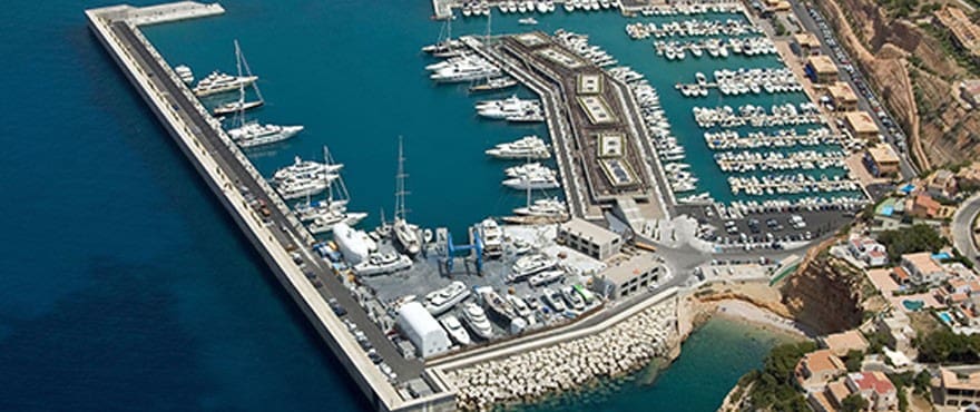 3 bedroom Villa for sale in Santa Ponsa with pool garage - € 1,750,000 (Ref: 9354016)